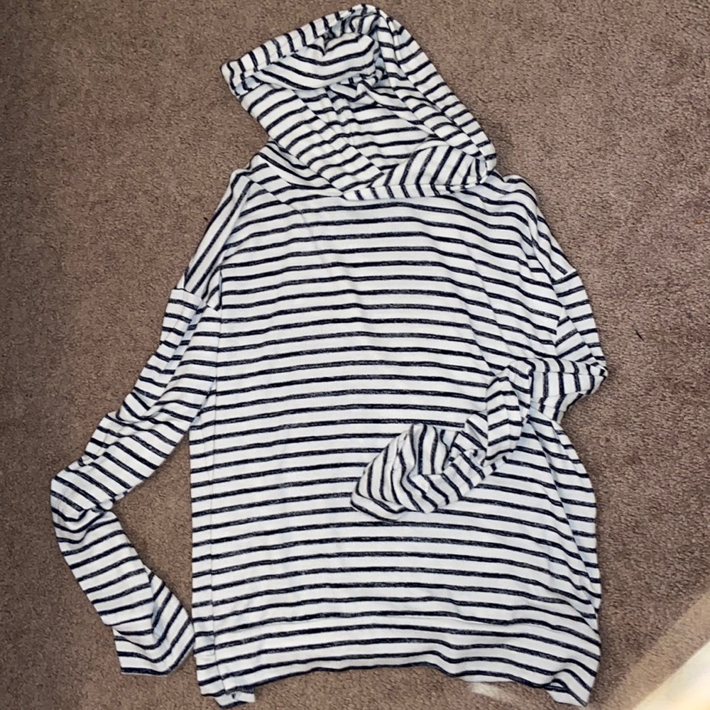 Women’s hoodie